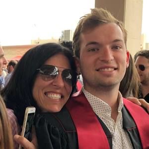 Meet your Posher, Simone